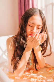 德云三逗士