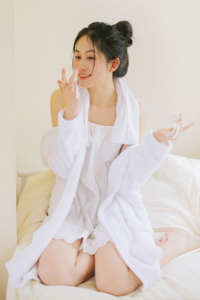 泳装美女